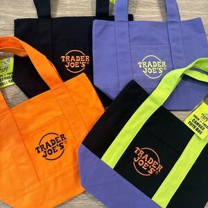 Trader Joe's Halloween Canvas Tote Bag Set